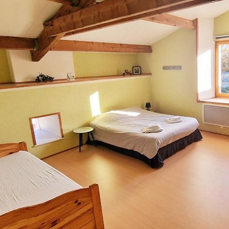 Chambres D Hotes Le Bois Corbeau Tiffauges Exterior foto